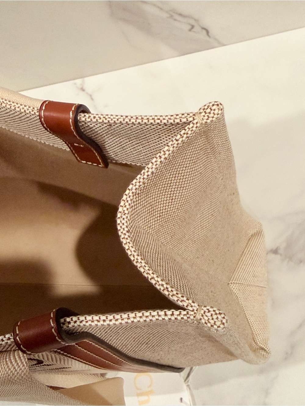 Chloé Woody Tote Bag Medium - Picture 8 of 16